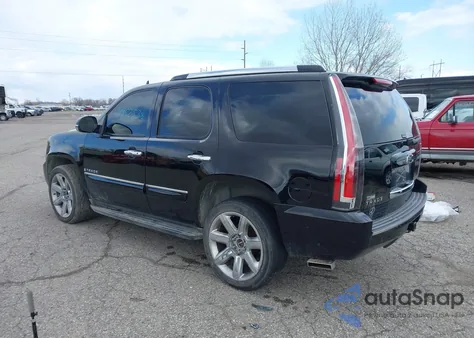 2009 Chevrolet Tahoe Lt2 z USA, uszkodzony, nr VIN 1GNFC23069R153880